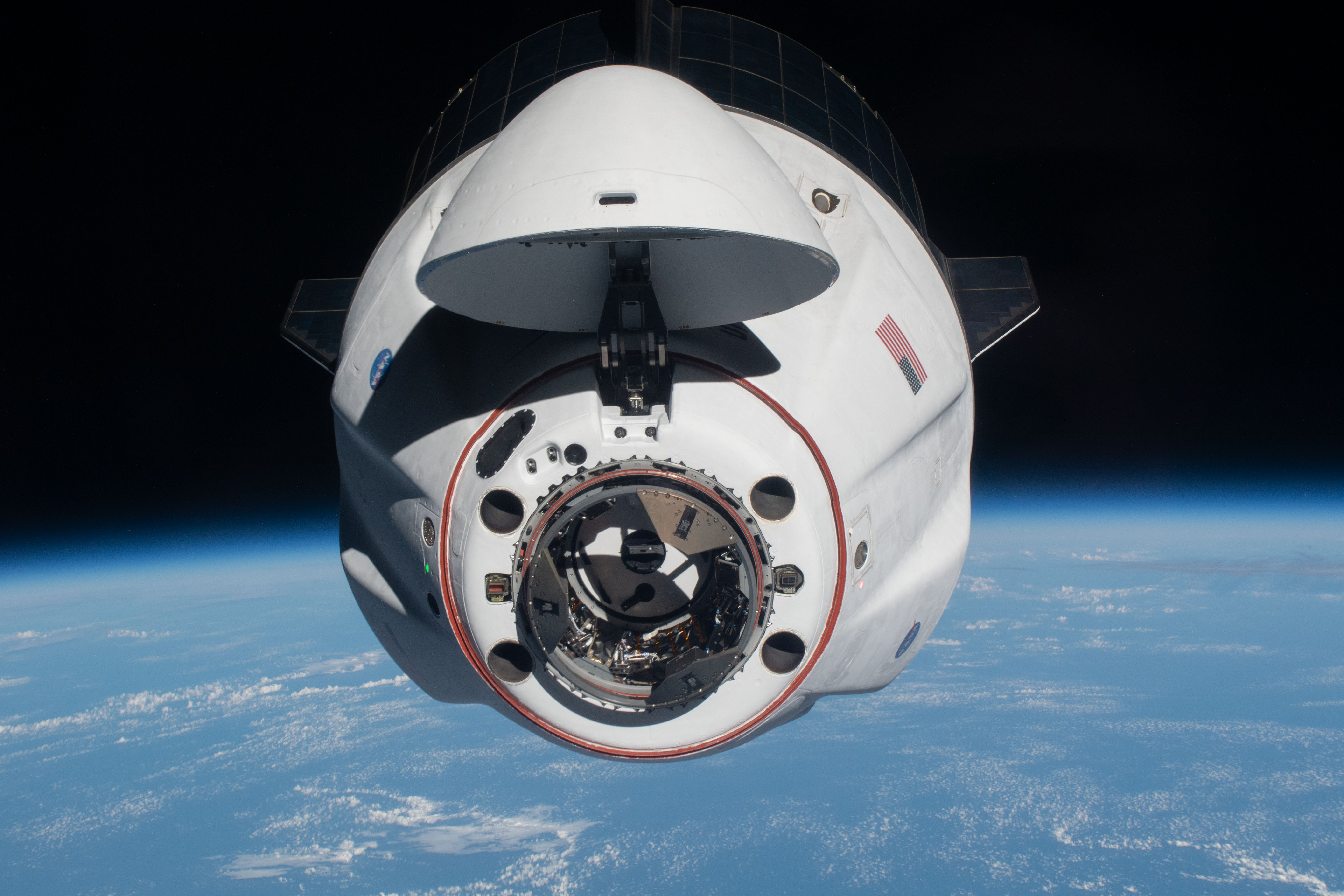 A View of SpaceX Crew Dragon Endeavour Approaching the Station A View of SpaceX Crew Dragon Endeavour Approaching the Station