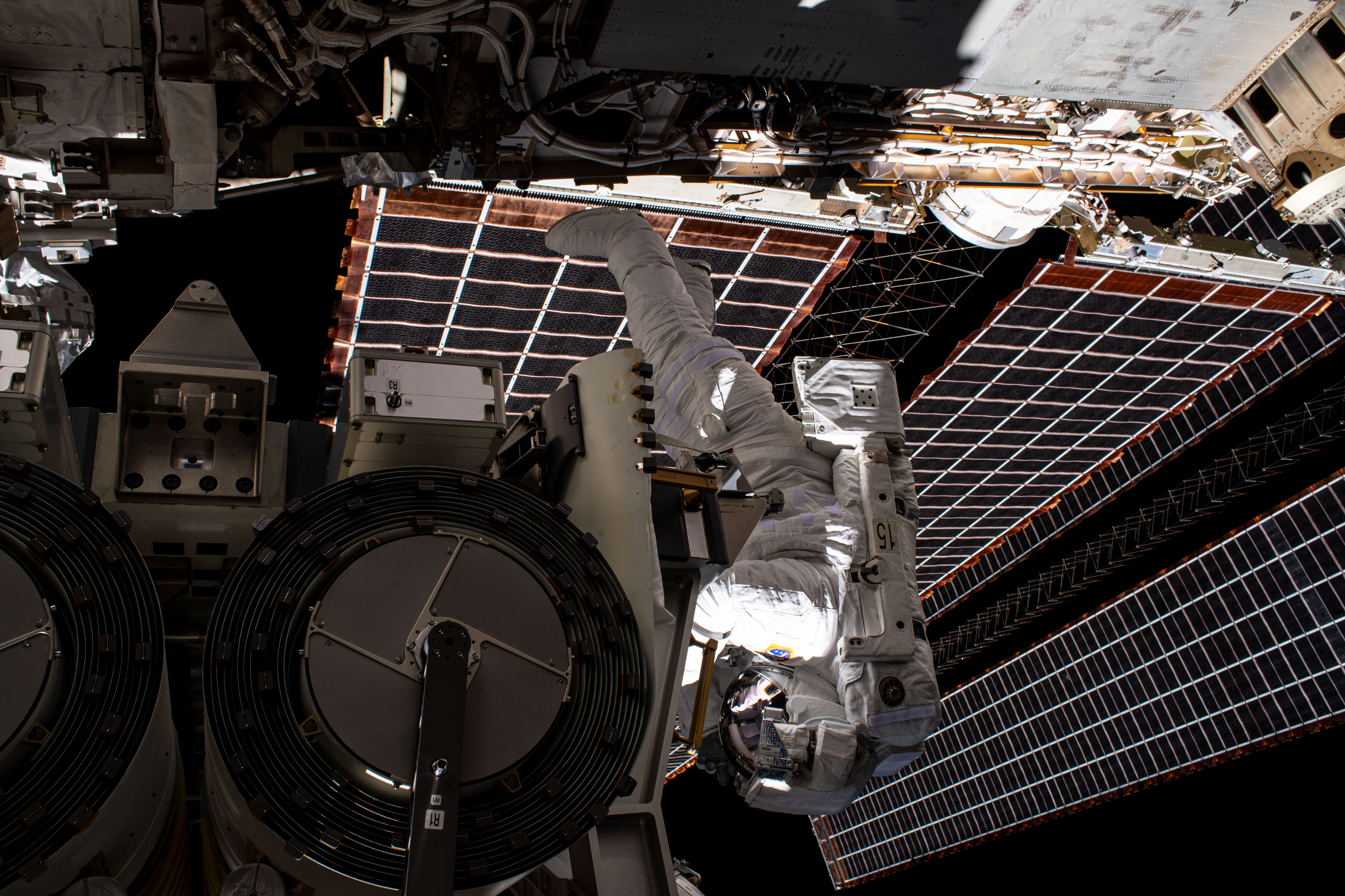 Shane Kimbrough Helps Install Solar Array on Space Station